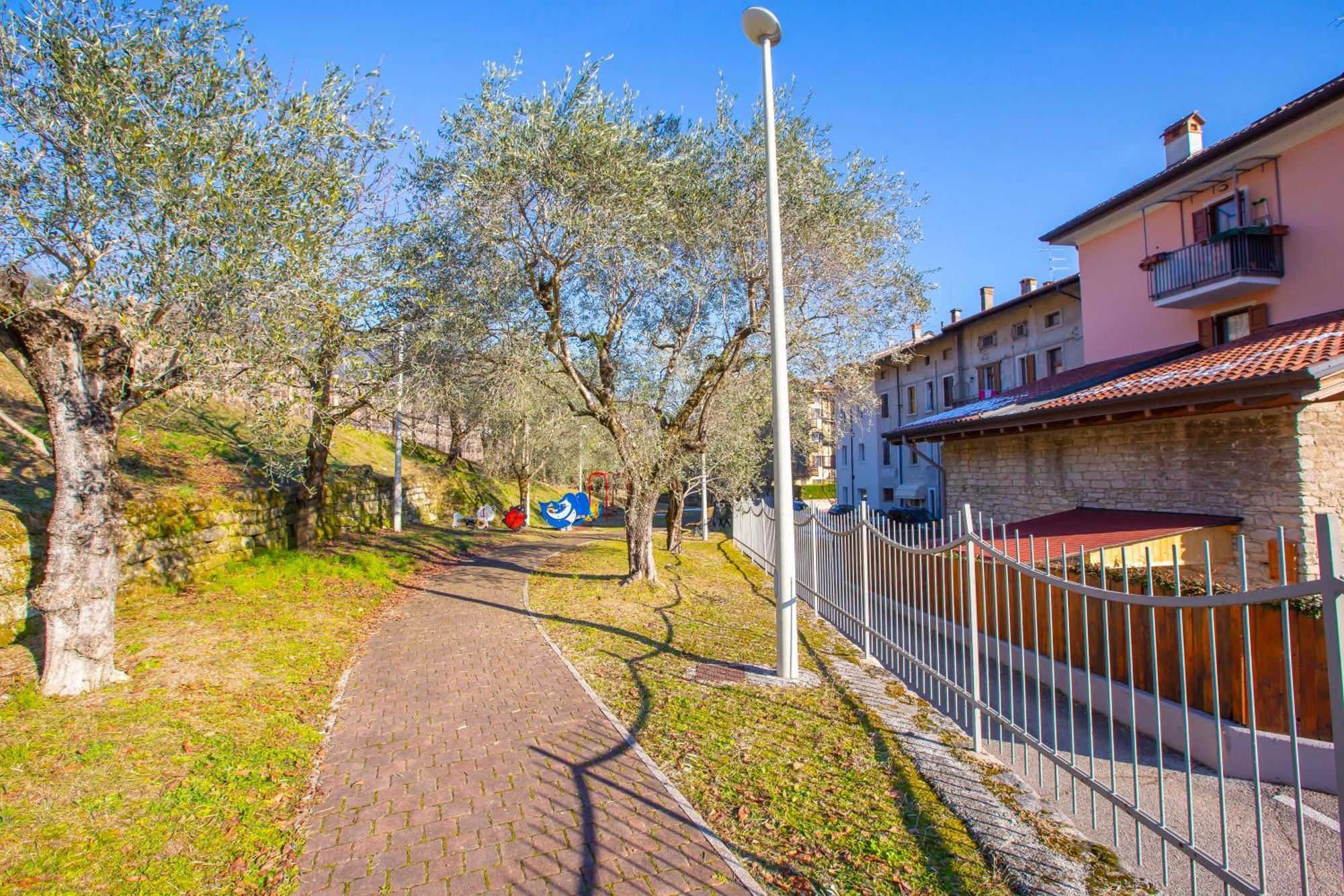 Appartamento Verde - Happy Rentals Riva del Garda Exterior photo